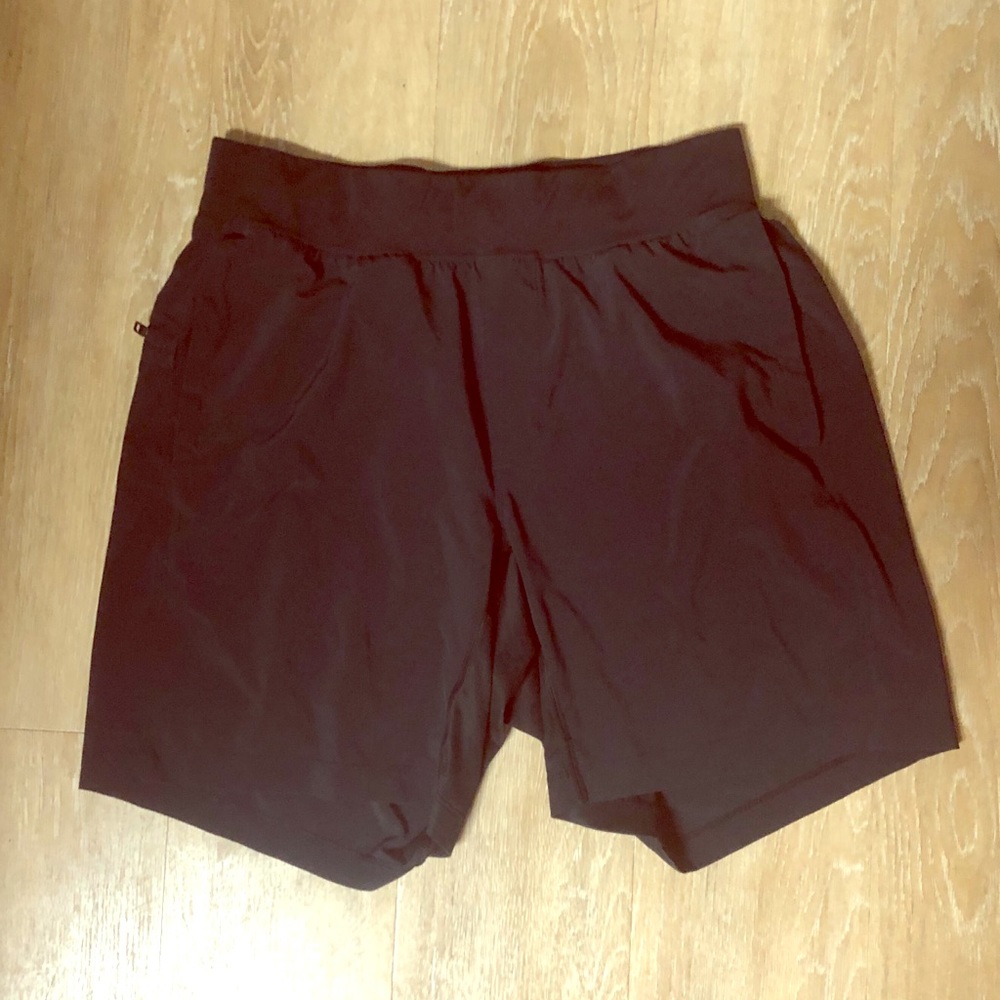 Men’s lululemon shorts
